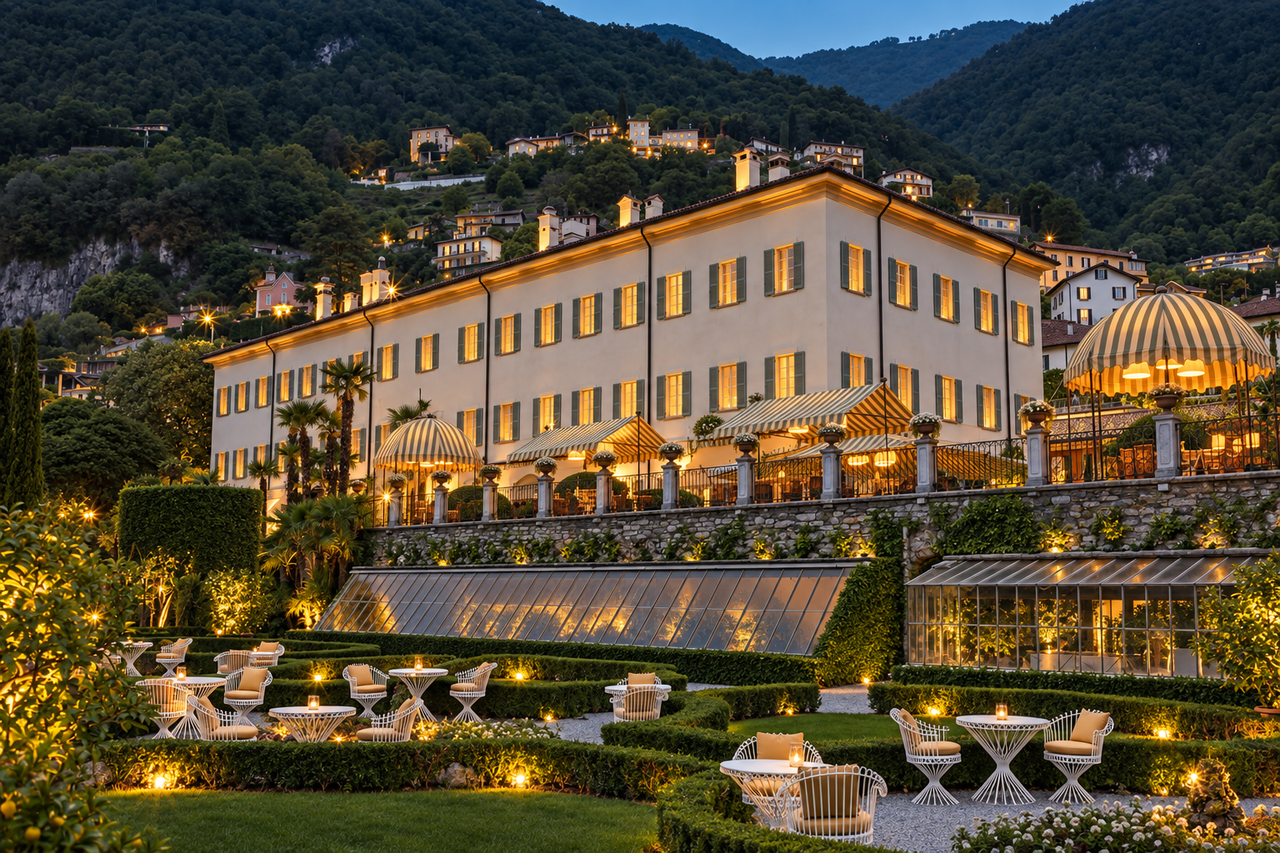 Passalacqua and its terrace illuminated at dusk